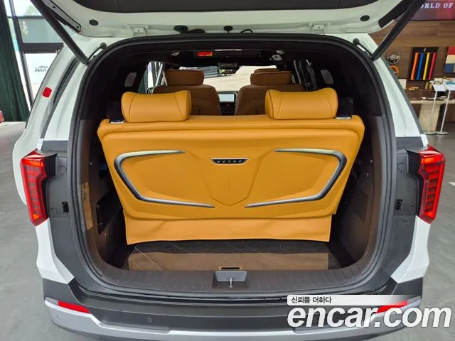 Kia Carnival Generation 4 — Фото автомобиля 17