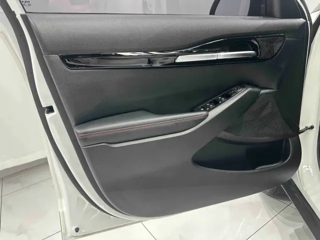 Kia KX3 Smart Run — Фото автомобиля 10