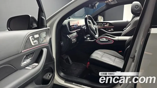 Mercedes-Benz GLE-Class — Фото автомобиля 10
