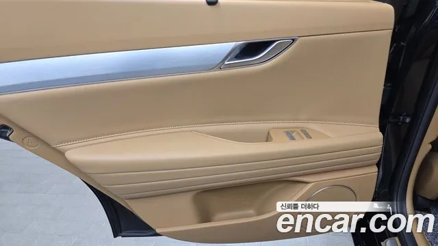 Genesis G80 RG3 — Фото автомобиля 14