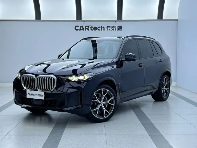 Фотография автомобиля — BMW X5