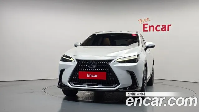 Lexus NX Generation 2 — Фото автомобиля 3