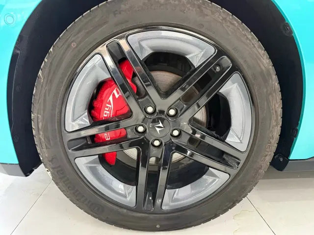 Dongfeng eπ 007 — Фото автомобиля 20
