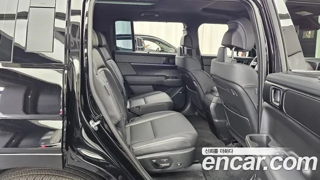 Hyundai Santa Fe — Фото автомобиля 17
