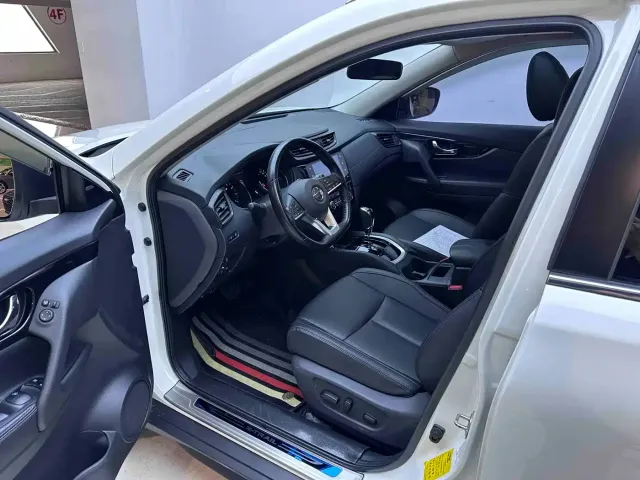 Nissan X-Trail — Фото автомобиля 11