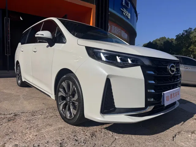 GAC Trumpchi M6 — Фото автомобиля 3