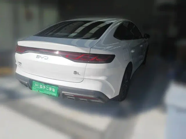 BYD Qin L — Фото автомобиля 4