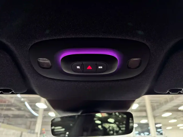 Xiaomi SU7 — Фото автомобиля 27
