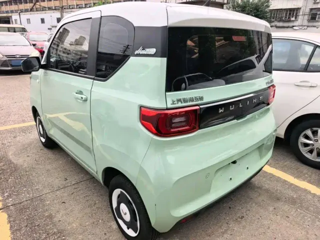Wuling Hongguang Mini EV — Фото автомобиля 4