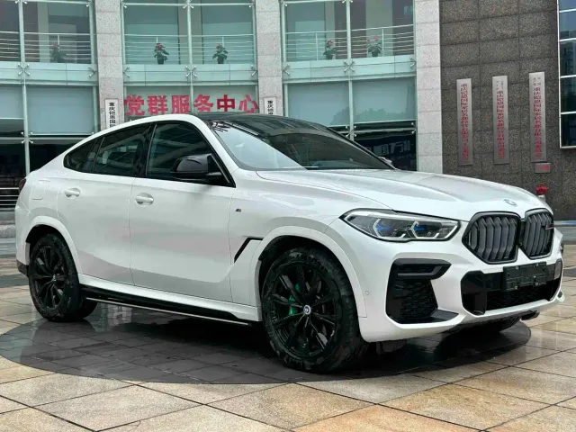 Фотография автомобиля — BMW X6