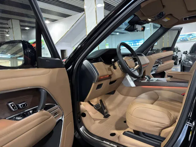 Land Rover Range Rover — Фото автомобиля 4