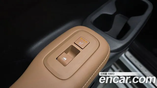 Hyundai Santafe — Фото автомобиля 29