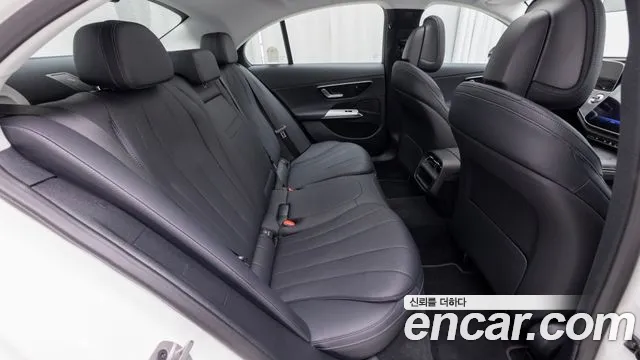 Mercedes-Benz E-Class W214 — Фото автомобиля 10