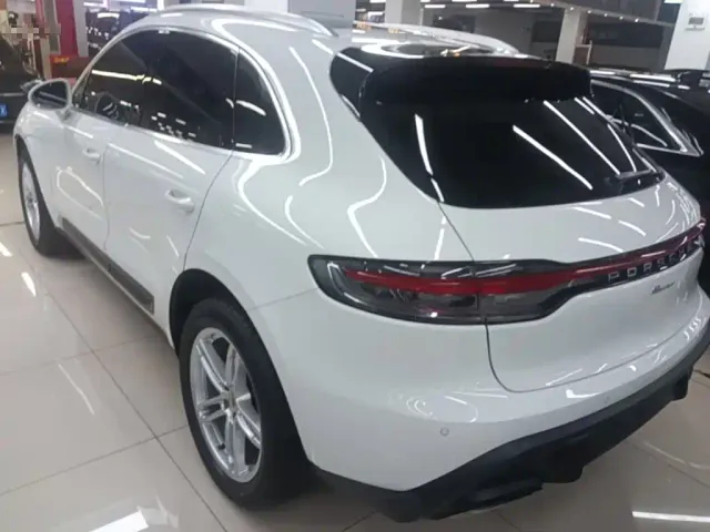 Porsche Macan — Фото автомобиля 4