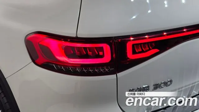 Mercedes-Benz EQB X243 — Фото автомобиля 8