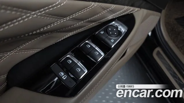 Kia K8 Hybrid — Фото автомобиля 29