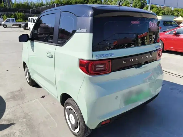 Wuling Hongguang Mini EV — Фото автомобиля 4