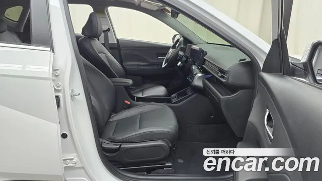 Hyundai Kona SX2 — Фото автомобиля 16