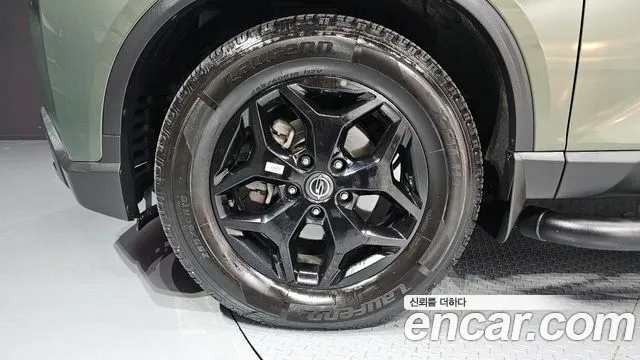 KG_Mobility_Ssangyong Rexton Новый Rexton Sport Khan Дизель 2.2 4WD — Фото автомобиля 5