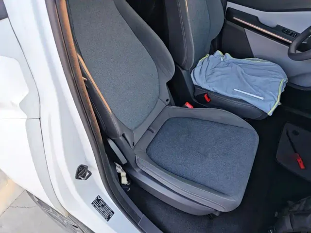 Wuling NanoEV — Фото автомобиля 24