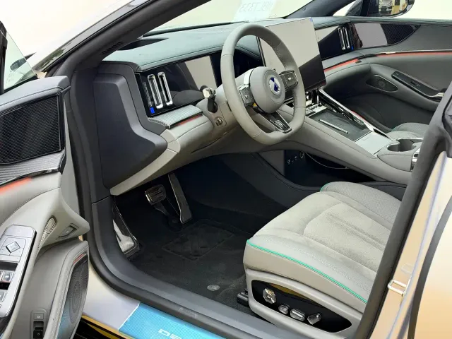 Denza Z9GT — Фото автомобиля 3