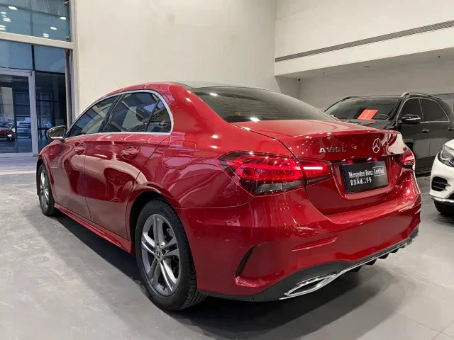 Mercedes-Benz A-Class — Фото автомобиля 14