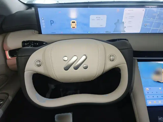 IM Motors LS6 — Фото автомобиля 10