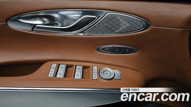 Genesis GV70 2.5T Бензин AWD — Фото автомобиля 28
