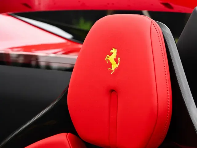 Ferrari 296 — Фото автомобиля 16