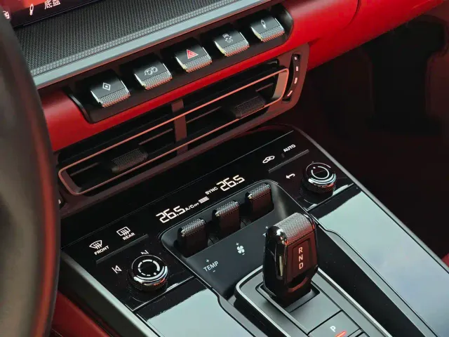 Porsche 911 — Фото автомобиля 15