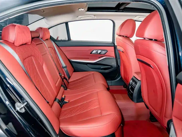 BMW 3 Series — Фото автомобиля 22