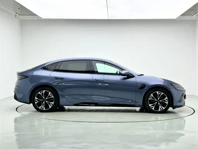 BYD Seal — Фото автомобиля 6