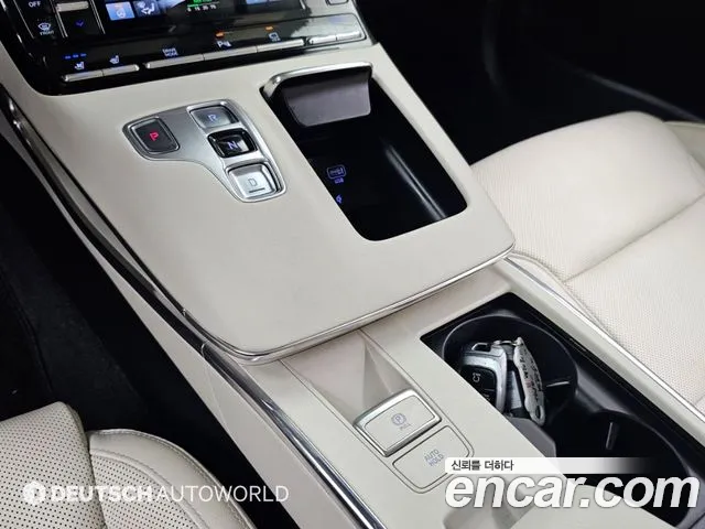 Hyundai Grandeur (New) Hybrid — Фото автомобиля 9