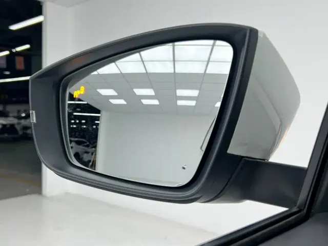 Skoda Karoq — Фото автомобиля 19