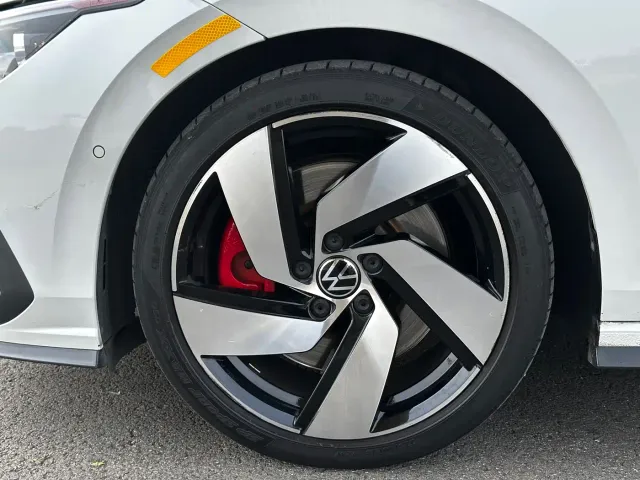 Volkswagen Golf GTI 2021 380TSI DSG GTI — Фото автомобиля 14
