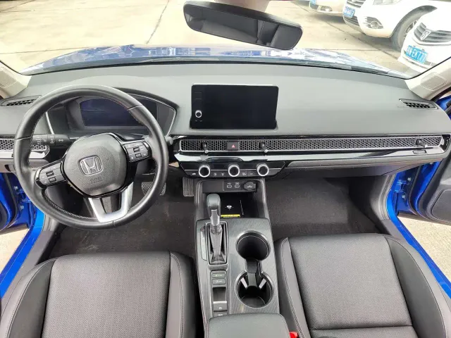 Honda Civic — Фото автомобиля 9
