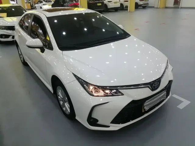 Toyota Corolla — Фото автомобиля 3