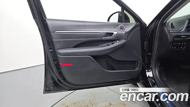 Hyundai Sonata — Фото автомобиля 13