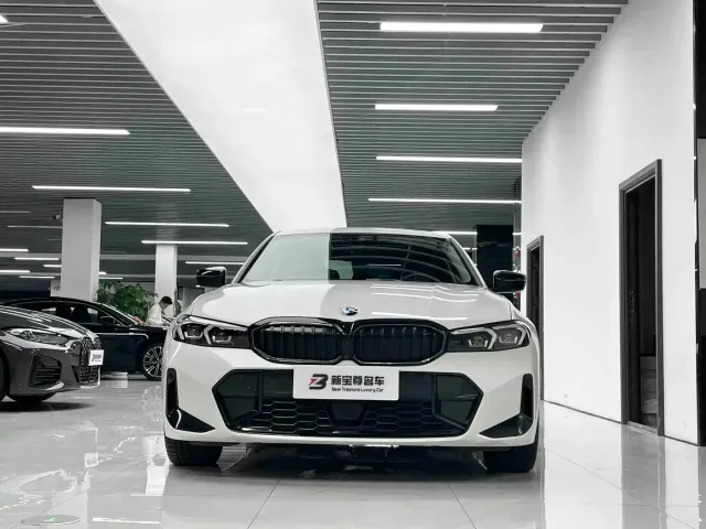 BMW 3 Series — Фото автомобиля 2