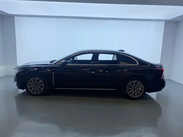 Hongqi H5 — Фото автомобиля 4