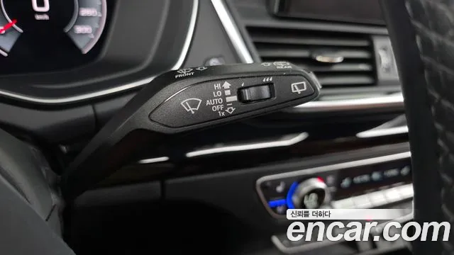 Audi Q5 40 TDI quattro Sportback Premium — Фото автомобиля 28
