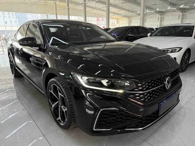 Volkswagen Passat 2022 280TSI Elite Edition — Фото автомобиля 3