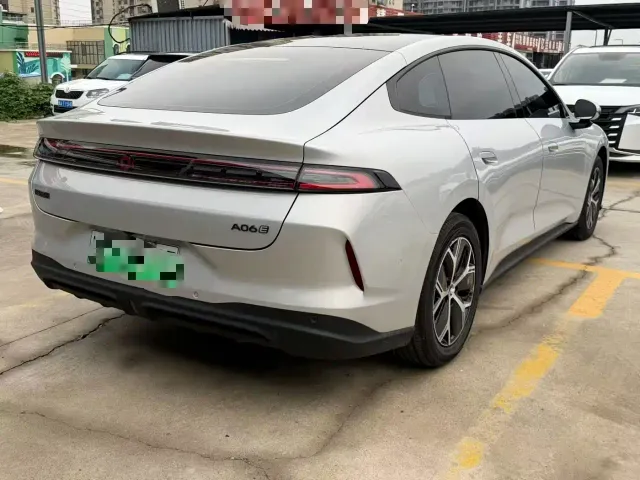 Changan Qiyuan A06 — Фото автомобиля 7