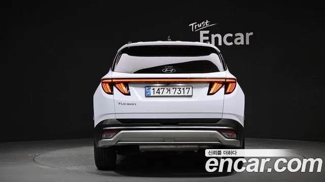Hyundai Tucson Новый Tucson (NX4) Бензин 1.6 турбо 2WD — Фото автомобиля 4