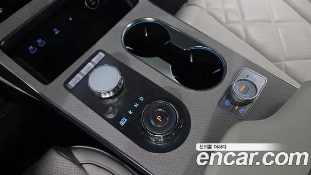 Genesis GV80 — Фото автомобиля 9