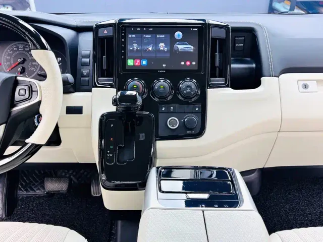 Toyota HIACE — Фото автомобиля 9