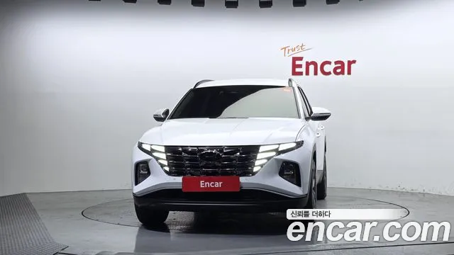 Hyundai Tucson Бензин 1.6 турбо 2WD — Фото автомобиля 2