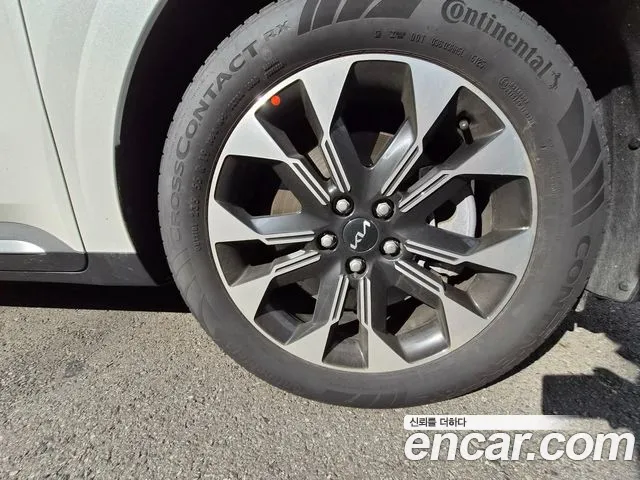 Kia Canival — Фото автомобиля 15