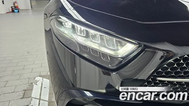 Mercedes-Benz CLS-Class — Фото автомобиля 21