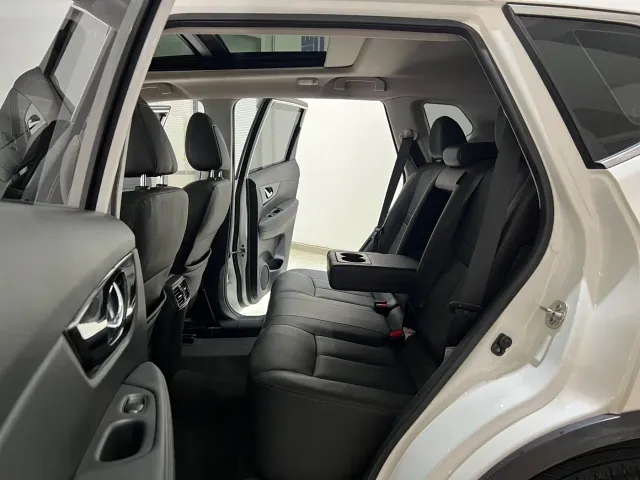 Nissan X-Trail — Фото автомобиля 9